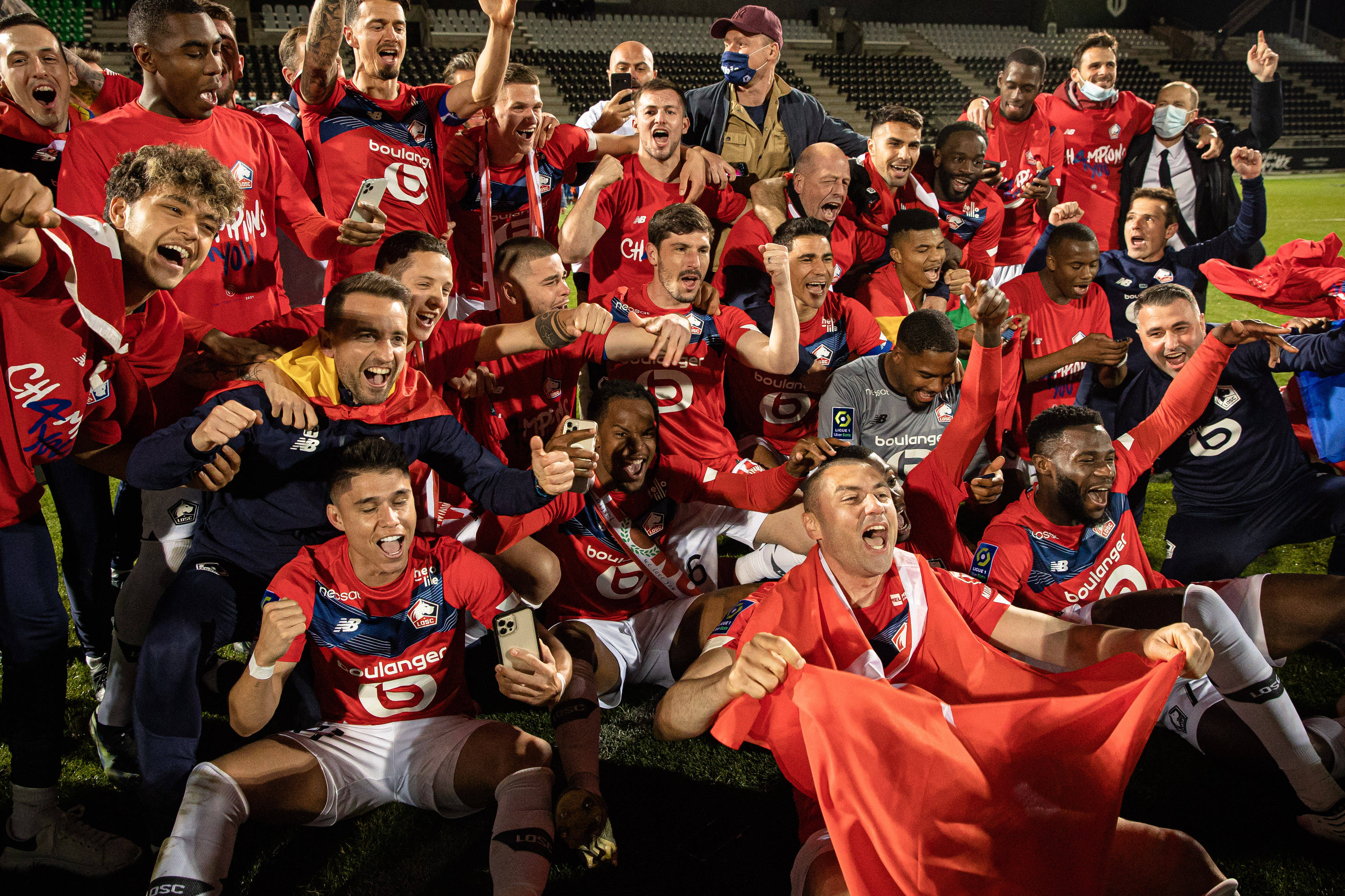 欧塞尔取得胜利在周末的比赛中一举击败对手的简单介绍