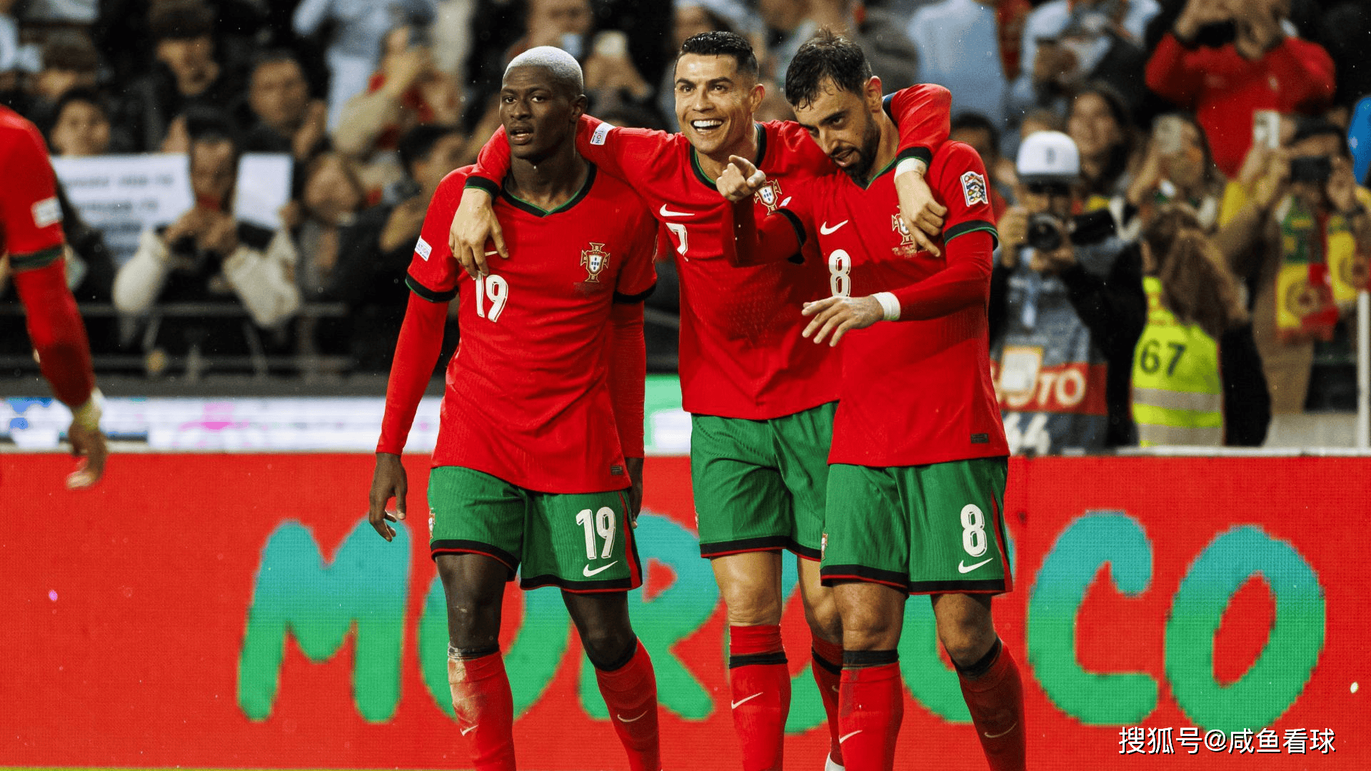 包含克罗地亚大胜葡萄牙，晋级前景一片光明的词条