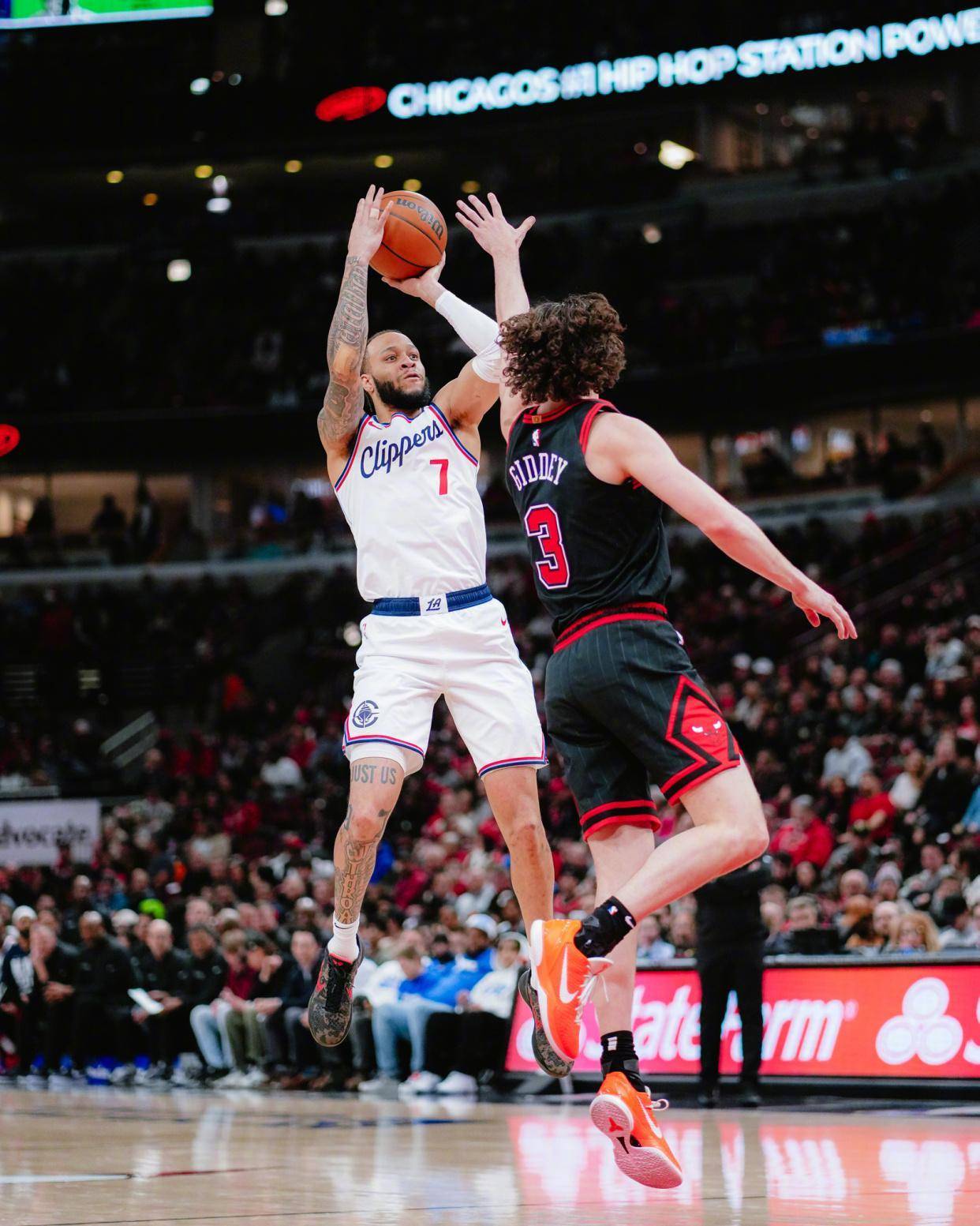 热火狂砍西蒙斯分，球队未来可期迎来新赛季高光！