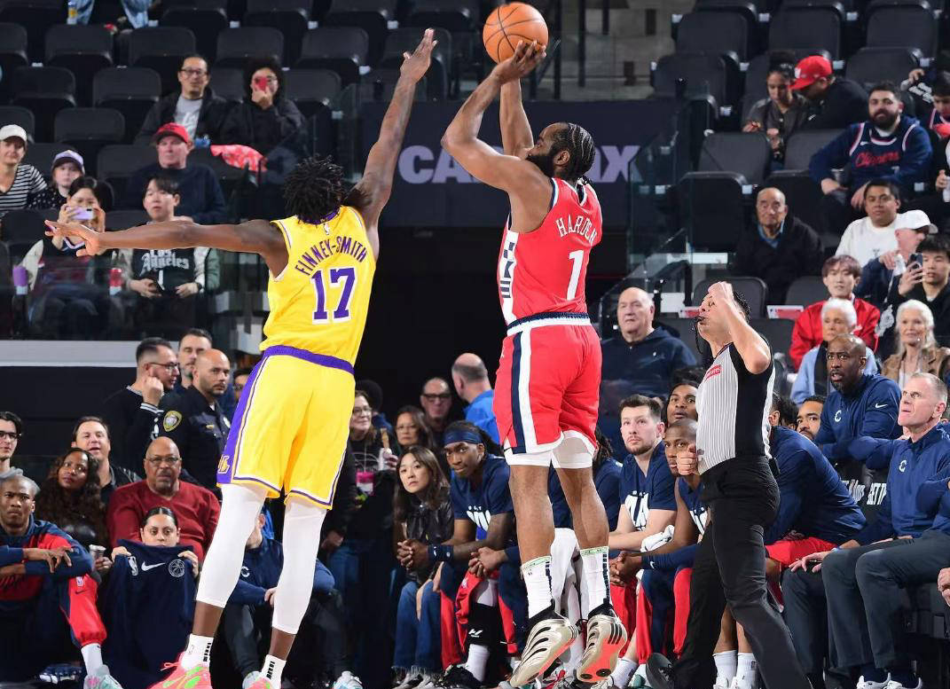 威金斯官方公布新规，猛龙引发争议，全明星入选球迷热议！